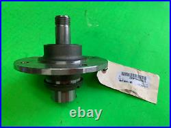 Blade spindle for Frontier GM1048E, GM1060E, GM1072E 5BP0008533 finishing mower