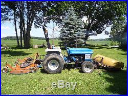 Ford 1510 Tractor (4WD) with Finish Mower, Sweeper, Snow Blade, Manuals